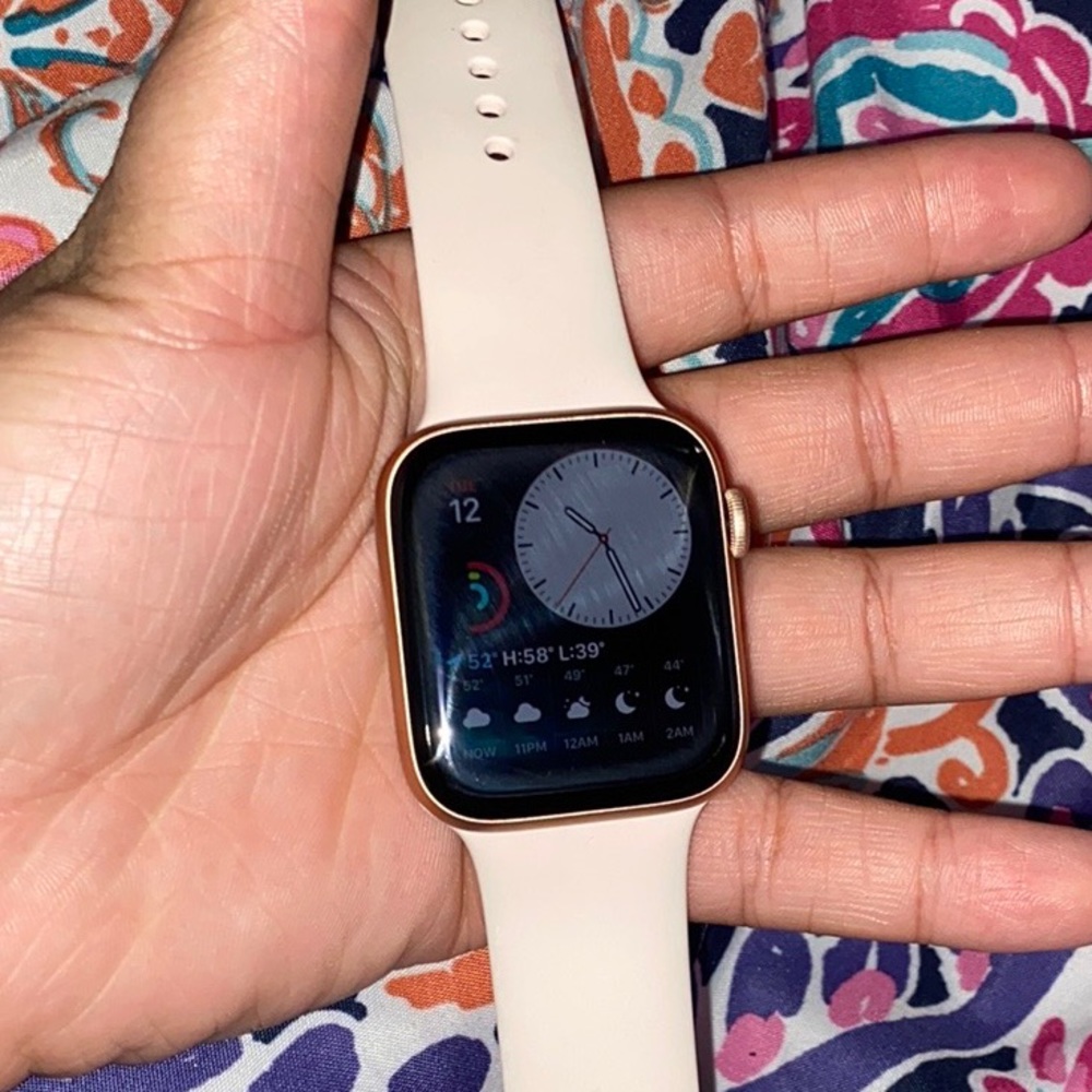 APPLE WATCH 5
